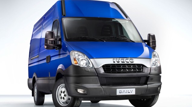 Júniusban jön a harmadik generációs Iveco Daily furgon