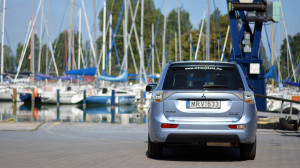 Mitsubishi Outlander PHEV családi SUV