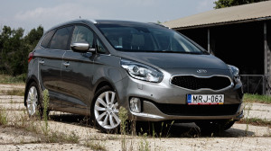 Kia Carens családi autó