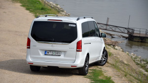 Mercedes-Benz V 250 BlueTEC kisbusz